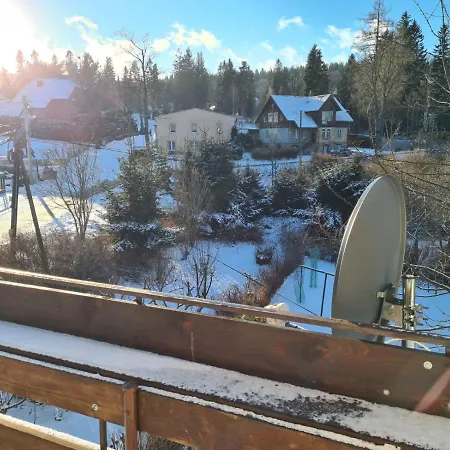 Susanne شقة شكلارسكا بوريبا